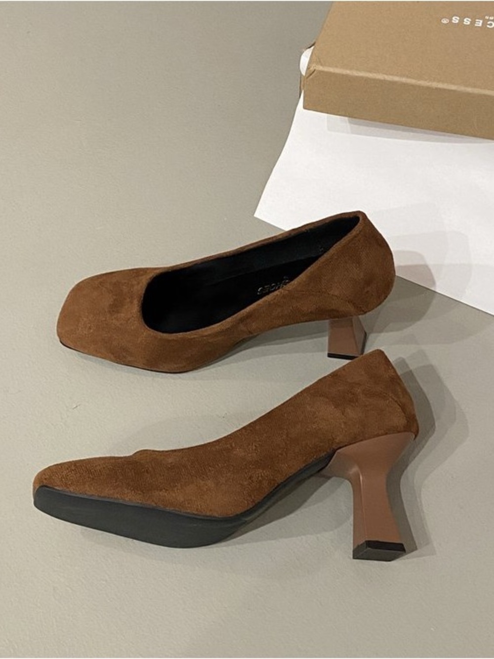 Women’s Brown Suede Mid Block Heel Pumps